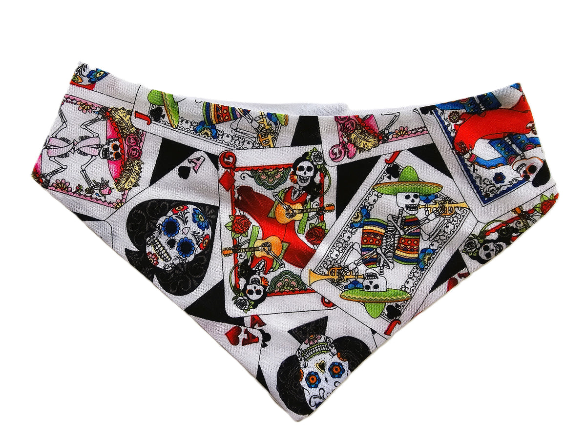 💀🌺 Mexican Sugar Skull Cards Dog Bandana – Limited Edition 🌺💀