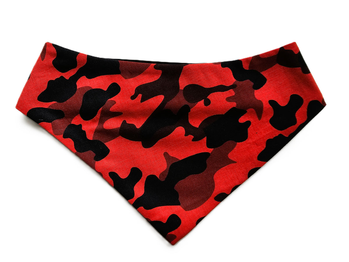 Red Camo Dog Bandana 🐾❤️