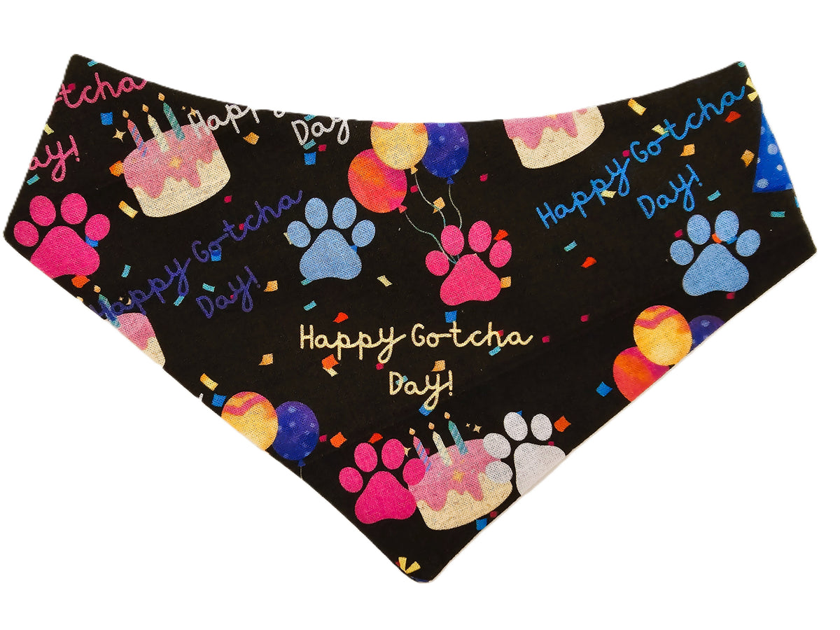 🎉🐾 Happy Gotcha Day Pet Bandana 🐾🎂