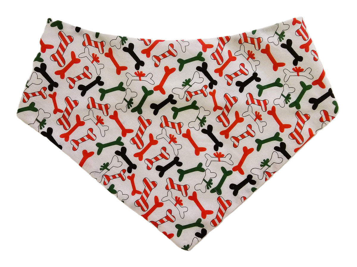 🎄🦴 Christmas Bones Pet Bandana – Limited Edition! 🦴🎅