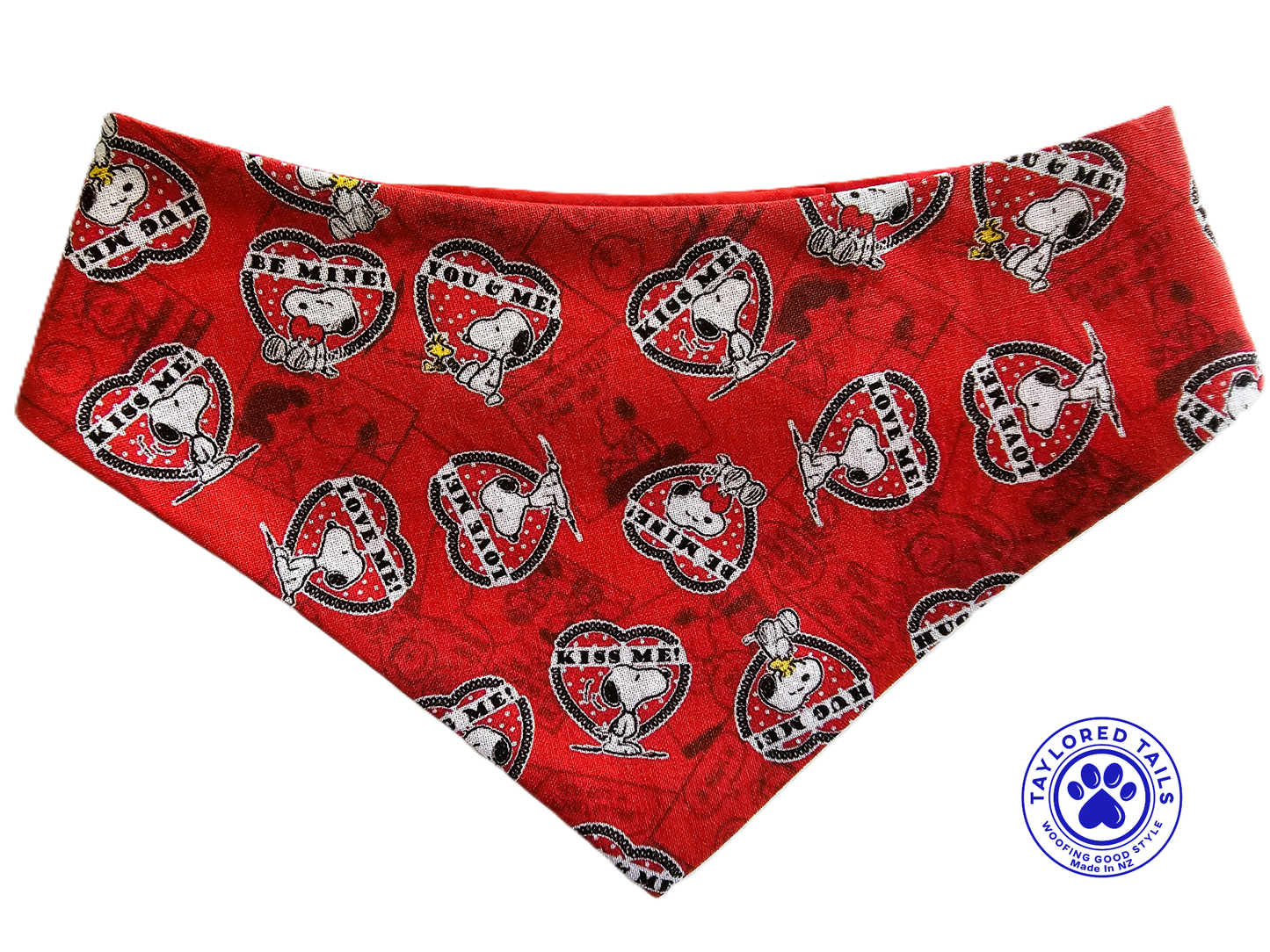 🐾 Snoopy “Hug Me, Be Mine” Dog Bandana 🐾